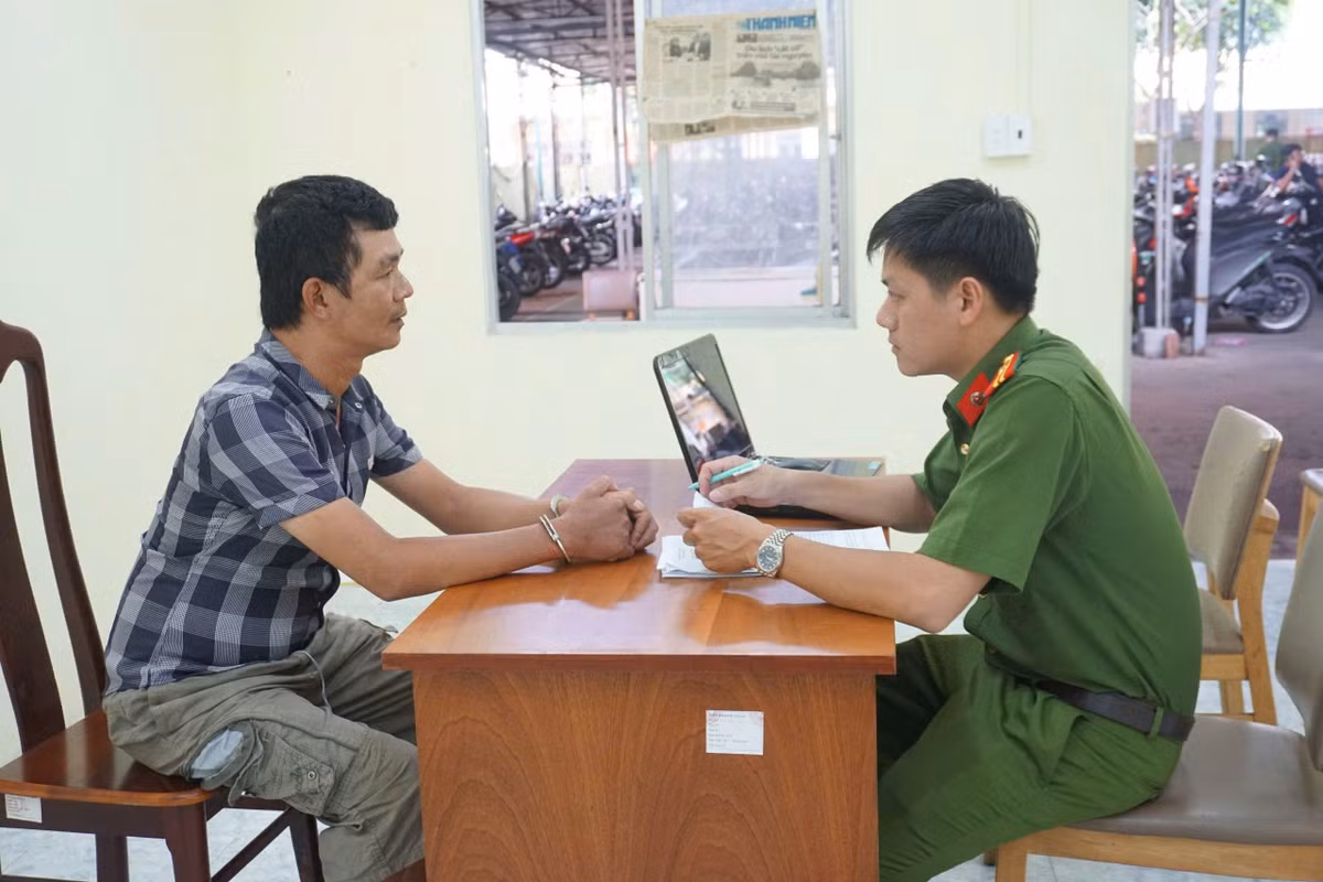 anh-1-cqcsdt-catp-lay-loi-doi-tuong-tran-nhu-phuoc.jpg