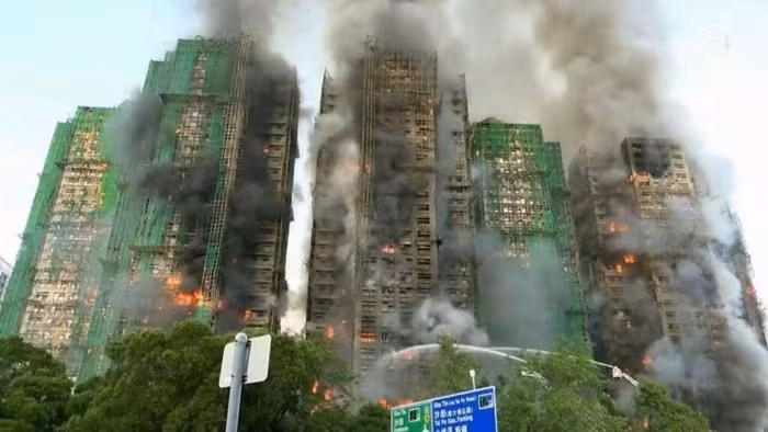 So với mặt bằng chung của thị trường bất động sản ở Hong Kong (Trung Quốc), giá nhà ở Wang Fuk Court thấp hơn đáng kể, trung bình từ 3-6 triệu Đô la Hong Kong (10-20 tỷ đồng) cho 1 căn hộ 2 phòng ngủ. Ảnh: HK01