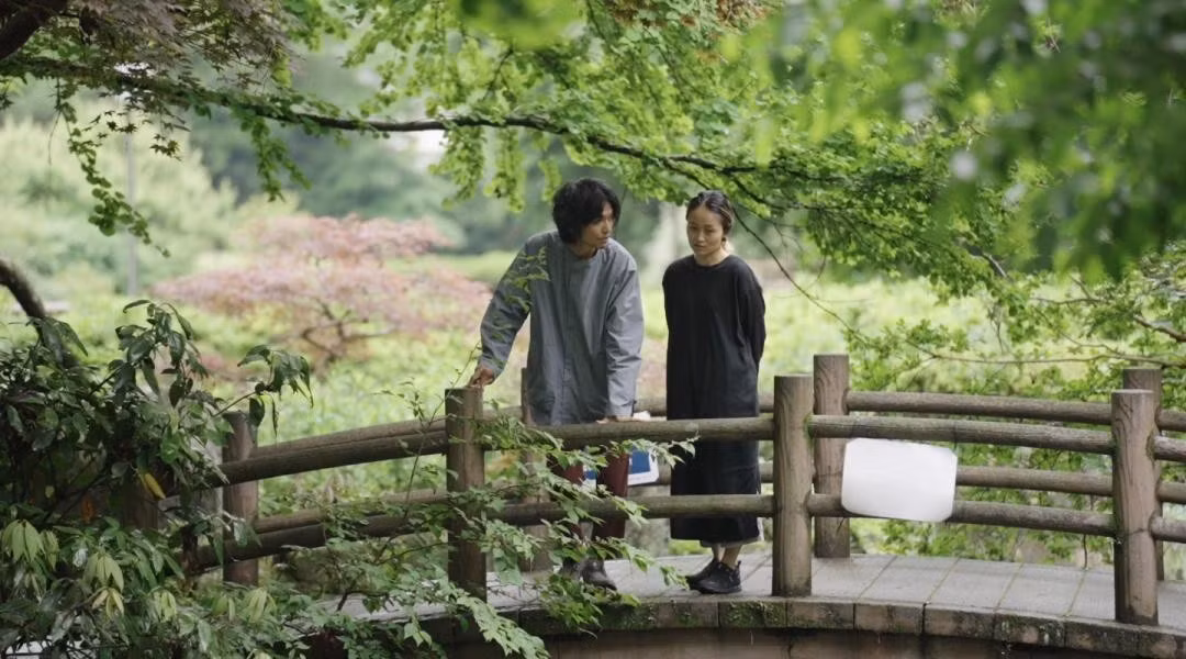 Anh Ichijo (ngoài 40 tuổi) là một kiến trúc sư chuyên nghiệp làm việc tại thành phố Tokyo (Nhật Bản). Năm 2020, do ảnh hưởng của dịch bệnh, công việc bị đình trệ, Ichijo cùng vợ rời khỏi thành phố, về sống ở vùng ngoại ô. Ảnh Toutiao