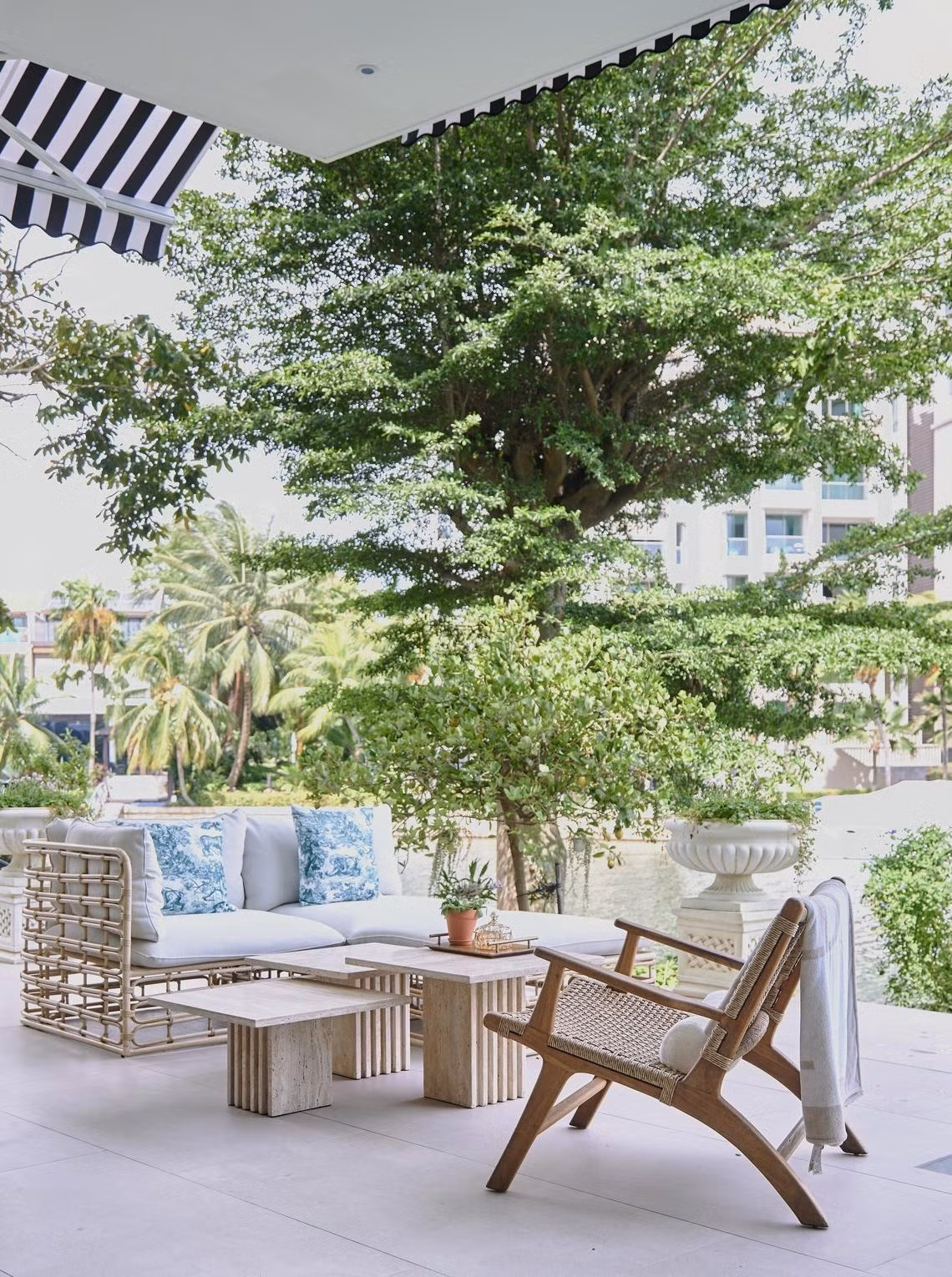 Từng chi tiết trong dinh thự của phú bà 52 tuổi đều cho thấy gu thẩm mỹ sang trọng của một người không có gì ngoài tiền. Ảnh: Uchify