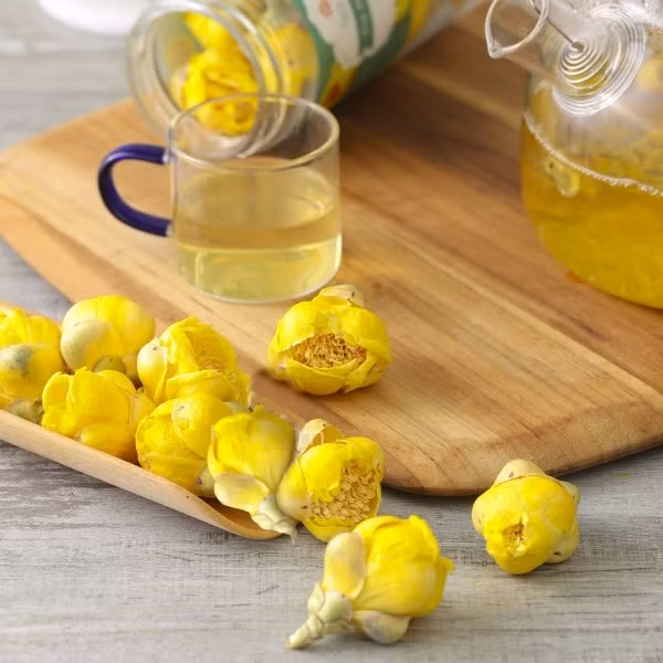 Trong khi trà hoa vàng sấy khô giá lên đến 15-20 triệu đồng/kg, thậm chí cao hơn đối với loại tuyển chọn. Ảnh: Internet