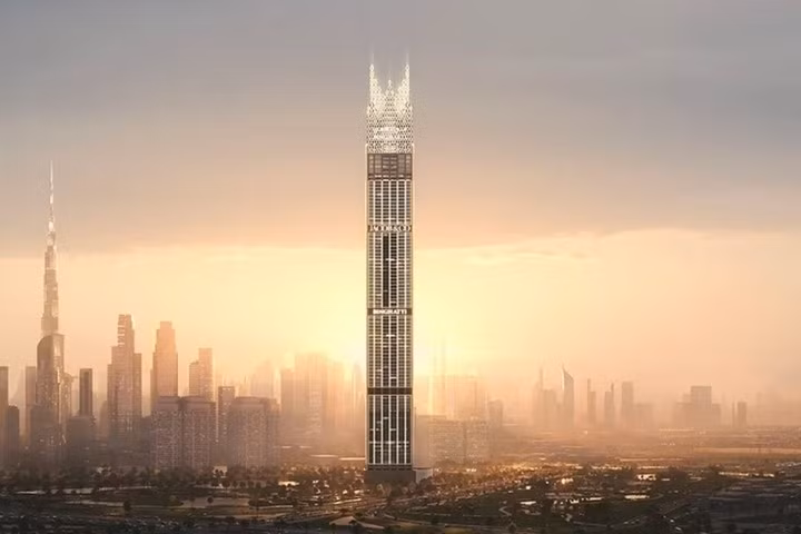 Nằm gần đỉnh tòa tháp dân cư dự kiến cao nhất thế giới, căn penthouse hai tầng tại Dubai rộng khoảng 2.000 m² ở độ cao hơn 480 m, giá 204 triệu USD. Không gian sống gồm 7 phòng ngủ, hồ bơi vô cực trong nhà, khu massage, phòng chiếu phim và phòng ngủ master khổng lồ với tầm nhìn trực diện Burj Khalifa. Ảnh: Khu căn hộ Burj Binghatti Jacob &amp; Co