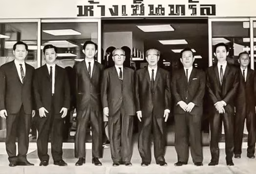 ty-phu2.jpg