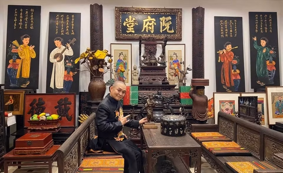 Tổng thể không gian mang đến cảm giác ấm áp, gần gũi nhưng vẫn đậm chất nghệ sĩ. Ảnh: FBNV