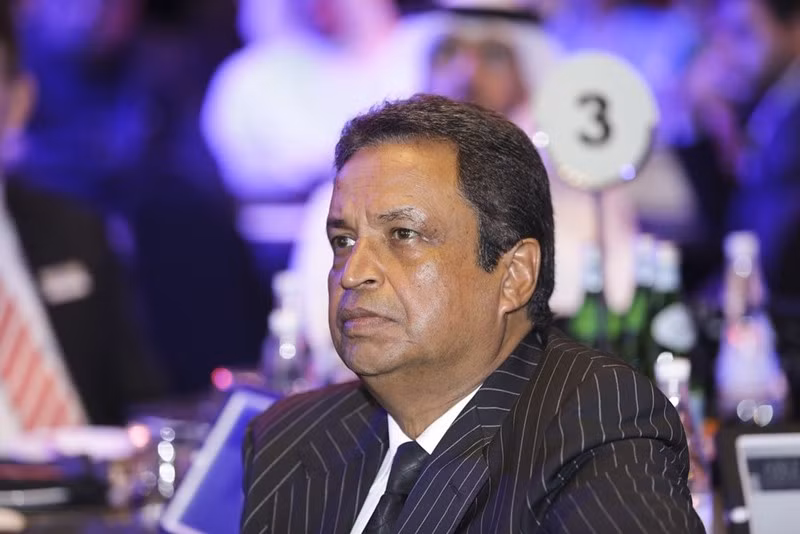 Binod Chaudhary bước chân vào thế giới kinh doanh năm 18 tuổi khi cha ông lâm bệnh. Ảnh: Biograph Nepal