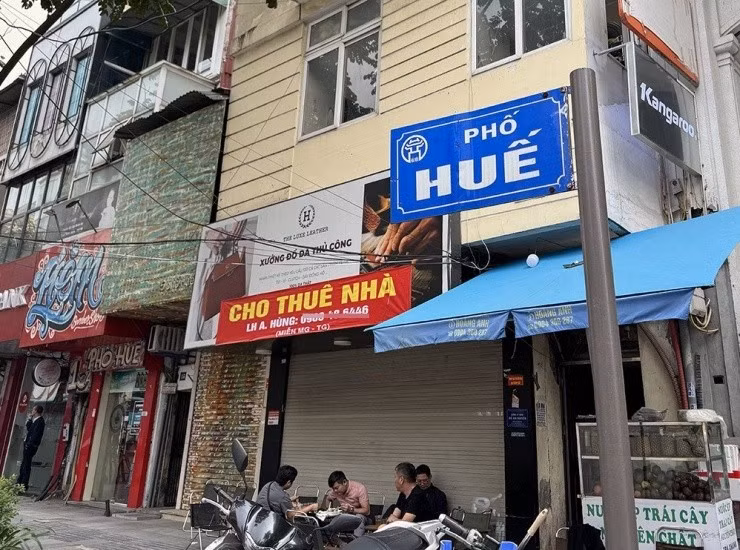 Đây là những lĩnh vực chịu tác động rõ rệt khi sức mua sụt giảm. Ảnh: Vietnamnet