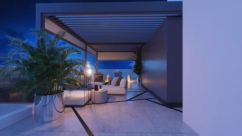 Sảnh ngoài trời rộng 80m2. Ảnh: FBNV