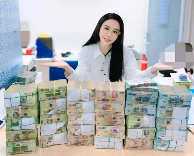 Cùng với cuộc sống thượng lưu, vợ chồng doanh nhân Phan Thị Mai – Hoàng Kim Khánh thường xuyên gây chú ý với các hoạt động thiện nguyện quy mô lớn, với tổng chi phí được cho là lên tới hàng trăm tỷ đồng. Ảnh: FBNV