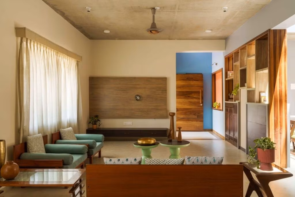 Các khu vực trung gian được thiết kế tỉ mỉ làm mờ ranh giới giữa không gian xây dựng và thiên nhiên, thúc đẩy ánh sáng tự nhiên và thông gió xuyên suốt. Ảnh: Thearchitectsdiary