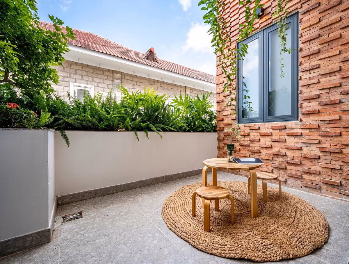 Góc xanh thư giãn lý tưởng trong nhà. Ảnh: Lilo Studio