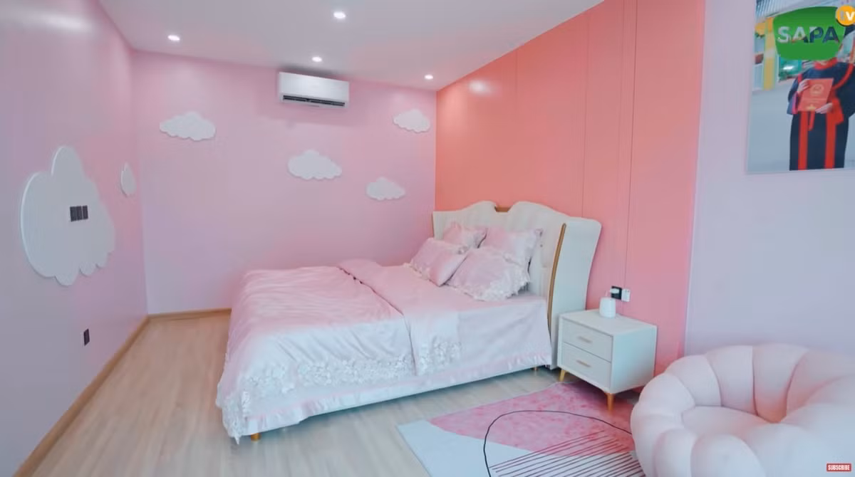 Phòng ngủ dành cho các con. Ảnh: Sapa TV