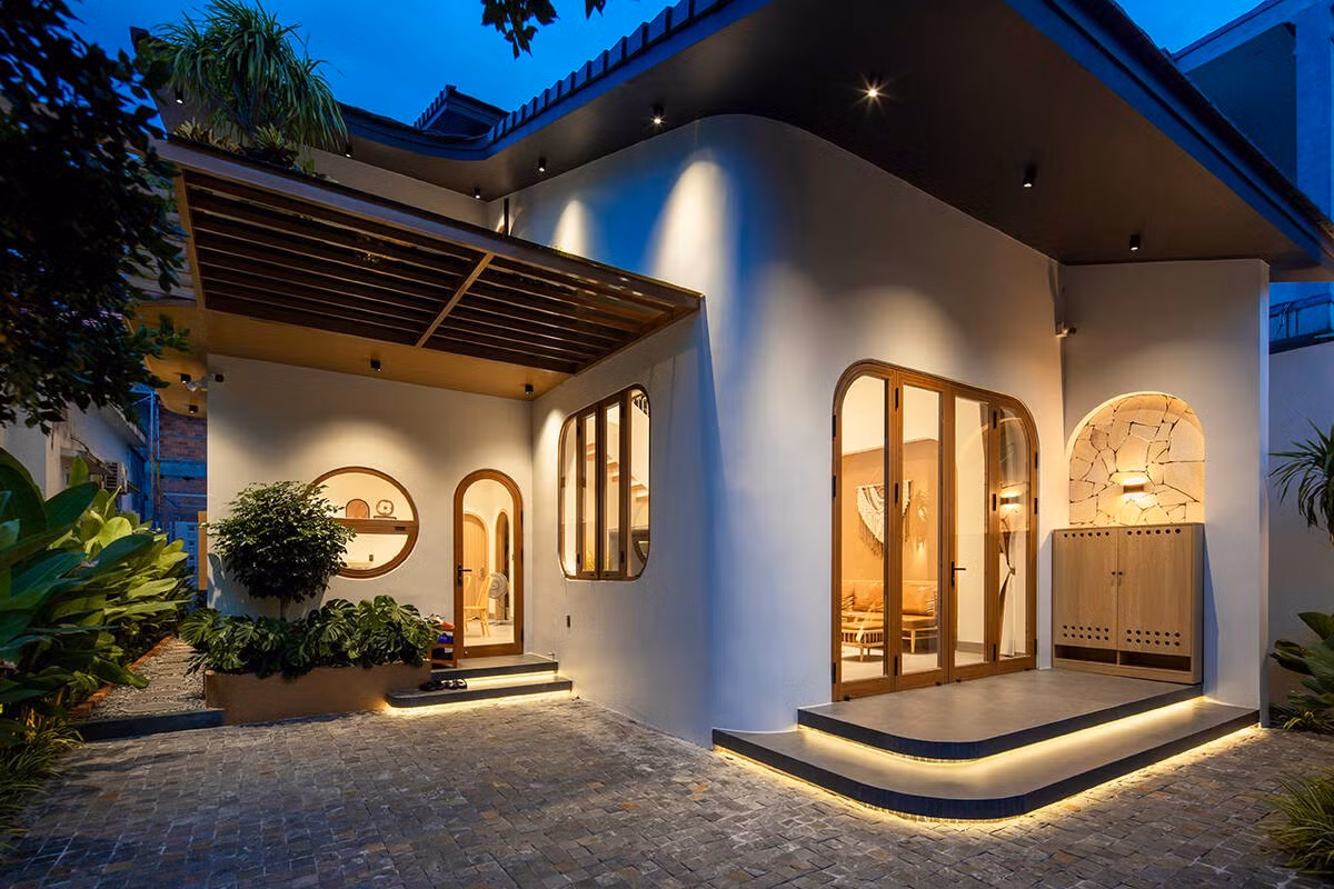 Những đường cong mềm mại mang lại sự thư thái, giảm bớt sự cứng nhắc của kiến trúc truyền thống và tạo cảm giác ấm cúng. Ảnh: Khánh Nguyễn