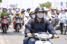 El Niño mạnh kỷ lục, miền Bắc nóng nực dù đã cuối thu