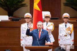 Điện, thư và thông điệp chúc mừng lãnh đạo chủ chốt Việt Nam
