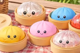 Đồ chơi nhập lậu len lỏi vào thị trường, phụ huynh cần làm gì để bảo vệ trẻ?