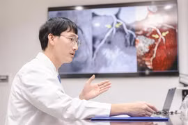 Quyết định đột phá trong phòng mổ, cứu bệnh nhân lóc tách động mạch chủ cận kề "cửa tử"