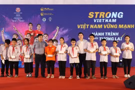 Đại biểu HĐND Đỗ Vinh Quang hiện thực hóa cam kết về bóng đá học đường