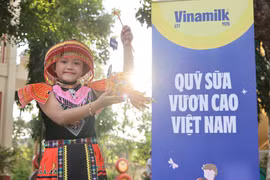 Gần 40.000 trẻ em cả nước vui đón Trung thu cùng Vinamilk