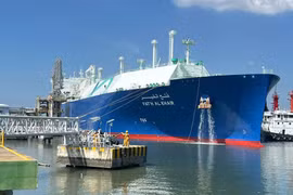 Tàu LNG FAT’H AL KHAIR cập cảng Thị Vải: Petrovietnam/PV GAS chủ động đảm bảo nguồn khí cho sản xuất điện và công nghiệp 