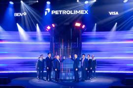 Petrolimex ra mắt Ứng dụng Petrolimex 2.0 và Thẻ đồng thương hiệu với BIDV-Visa
