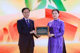 Tập đoàn Công nghiệp - Năng lượng QG VN đi đầu trong hoạt động an sinh xã hội