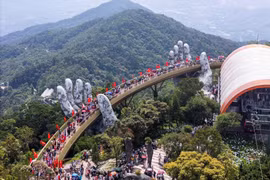 S-Light Tower: Tòa tháp đôi soi bóng sông Hàn, trung tâm Nam Đà Nẵng
