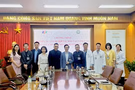 Bệnh viện Bạch Mai thúc đẩy hợp tác về đào tạo nâng cao năng lực cấp cứu cho cán bộ Long Châu