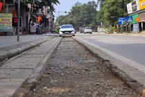 Chậm hoàn trả mặt bằng, người dân Phú Thọ bất an khi lưu thông trên Quốc lộ 2