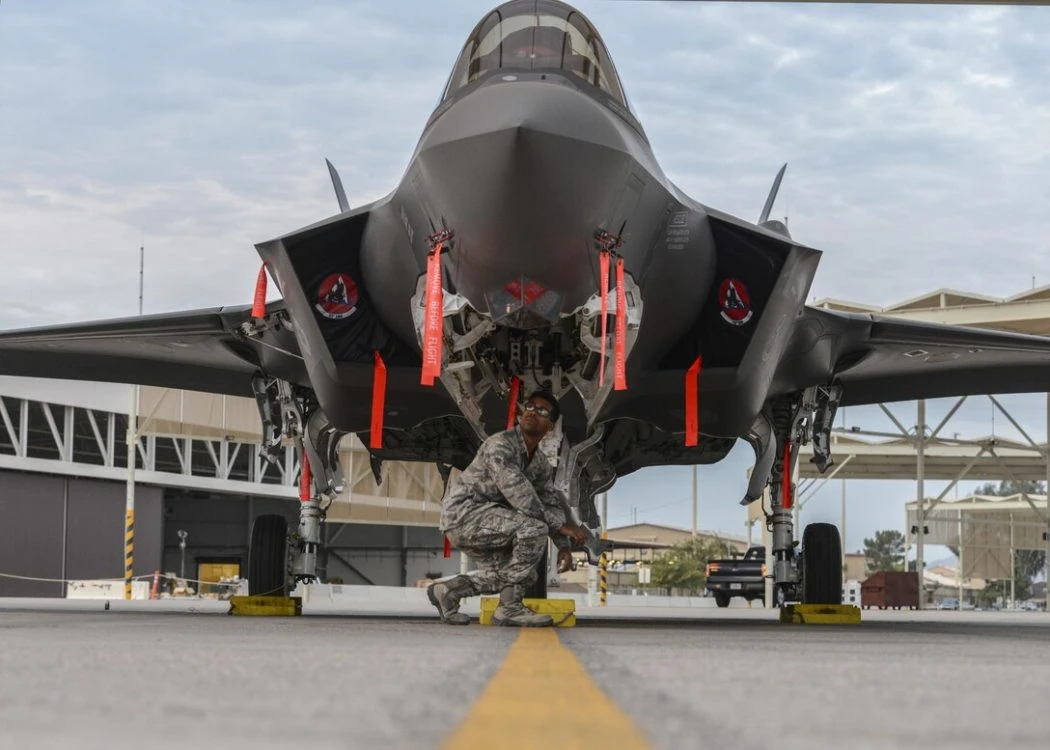 Sẽ tồi tệ như thế nào đối với Mỹ nếu Trung Quốc thu được F-35