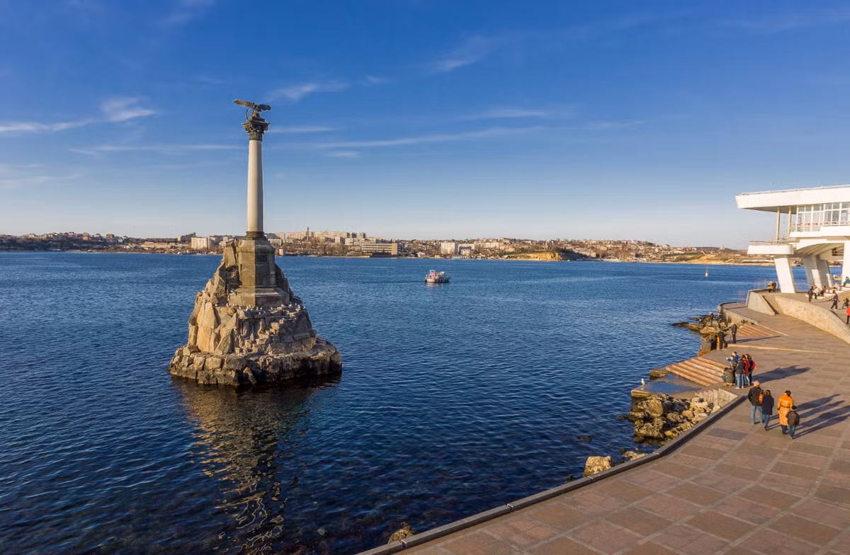 Nghĩa trang Frontovoye 3, nằm gần Sevastopol (là một thành phố cảng nằm về phía tây nam bán đảo Krym ở phía bắc Biển Đen) đã thu hút sự chú ý của giới khảo cổ học trong những năm gần đây, với những phát hiện khảo cổ quan trọng. Ảnh: @Viện Kurchatov.