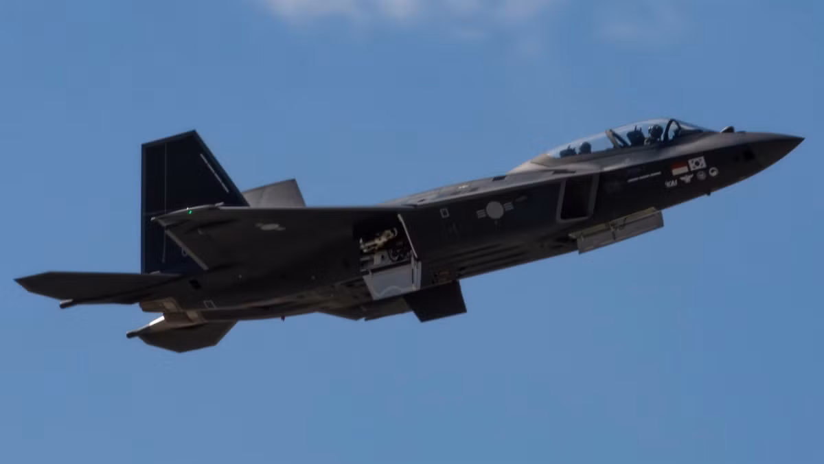 a-south-korean-air-force-kf-21-developed-by-korea-aerospace-industries-performs-an-aerial-demonstration-at-the-aerospace-and-defense-exhibition-in-seoul-south-korea-october-21-2023-1.jpg