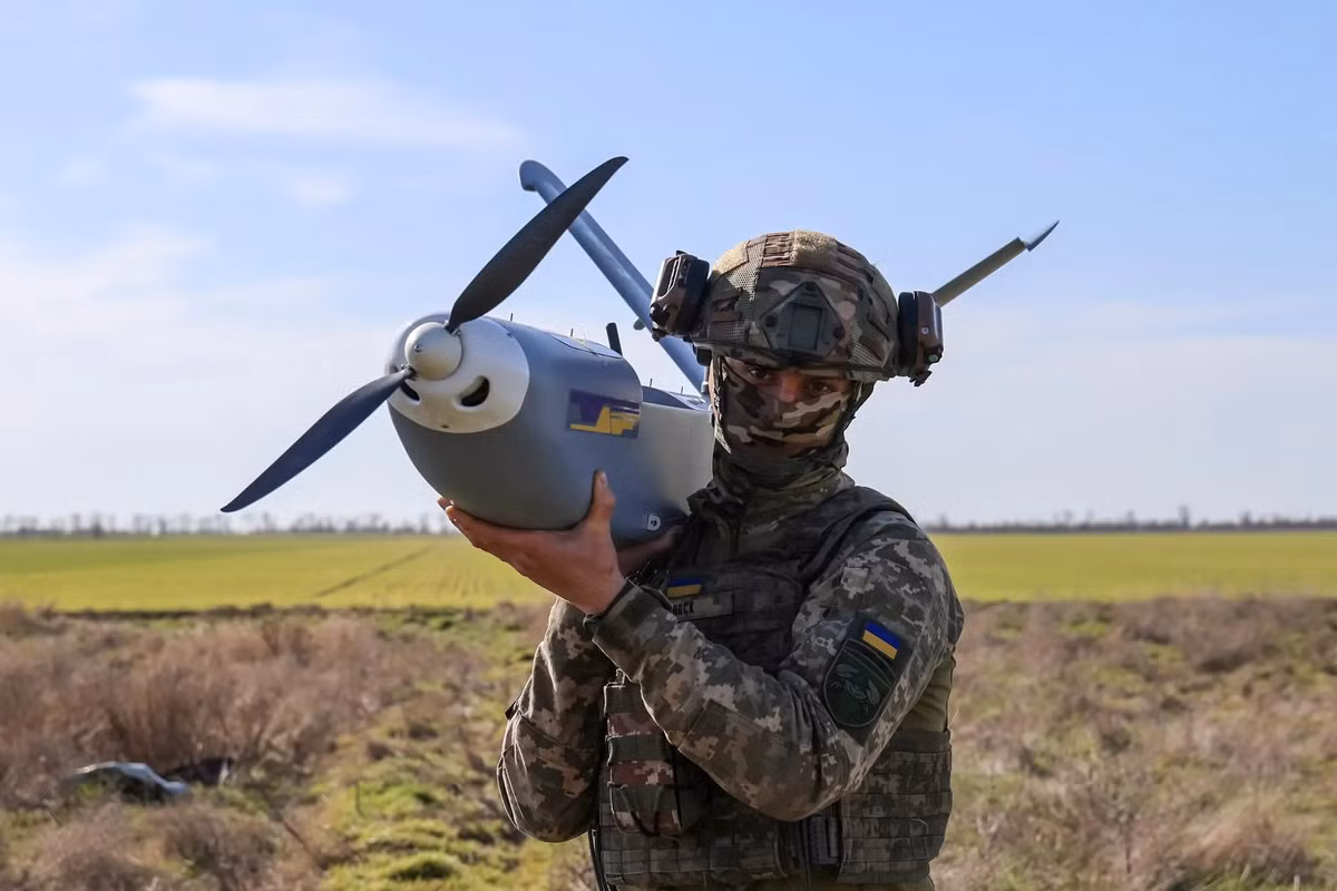 Theo đánh giá của Moscow, cấu trúc tấn công phức tạp, số lượng UAV lớn và việc tiếp cận từ nhiều hướng khác nhau - cho thấy chiến dịch này đã được Kiev chuẩn bị kỹ lưỡng trong thời gian dài, nhằm gây thiệt hại nghiêm trọng và tạo hiệu ứng tâm lý.