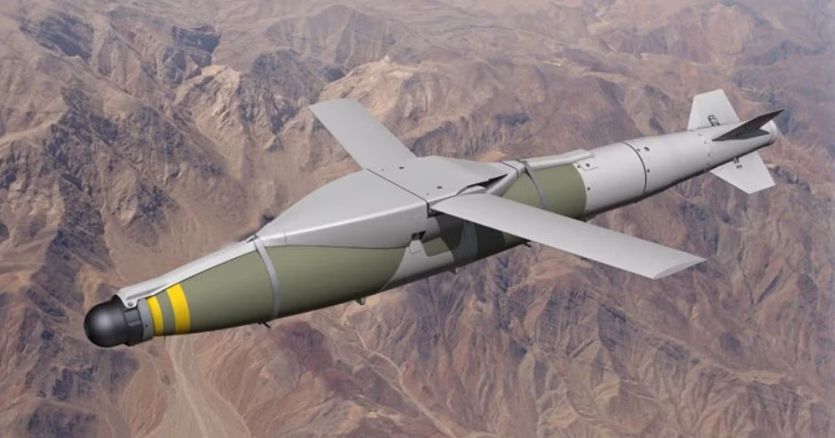 Trong khi đó, GBU‑62 JDAM‑ER vốn là bom Mk‑82 được trang bị bộ đuôi dẫn đường GPS/INS cùng cánh lượn mở rộng, cho phép đánh trúng các mục tiêu cố định ở cự ly 70 - 80 km. Nhờ đó, MiG‑29 có thể tung đòn từ ngoài lớp phòng không dày đặc mà vẫn duy trì độ chính xác chỉ sai lệch vài mét.