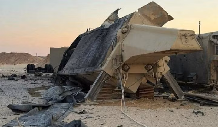 Ngoài ra, các hệ thống radar cảnh giới và phòng thủ tên lửa của Mỹ tại Jordan, Qatar và Các Tiểu vương quốc Arab Thống nhất cũng bị tấn công. Đây là những hệ thống có giá trị hàng trăm triệu USD, đóng vai trò quan trọng trong mạng lưới cảnh báo sớm của Mỹ.