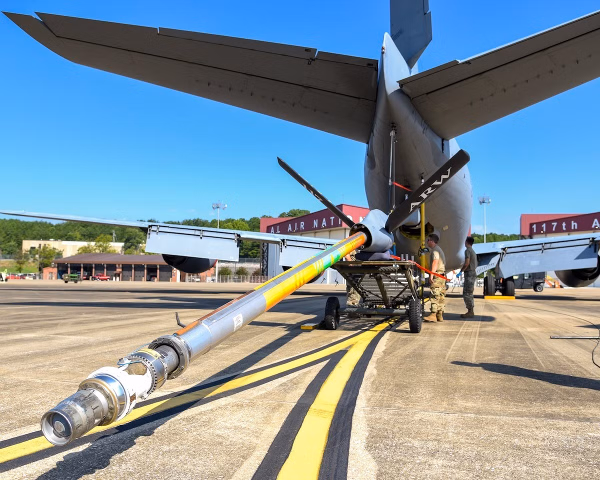 KC-46 còn dính nhiều tai tiếng khác, đặc biệt là hệ thống quan sát từ xa (RVS) dùng camera và cảm biến để điều khiển vòi phun. Dự án nâng cấp RVS đã trễ ít nhất ba năm và khó hoàn tất trước 2027, đồng nghĩa toàn bộ phi đội Pegasus sẽ còn hoạt động trong tình trạng chưa tối ưu.