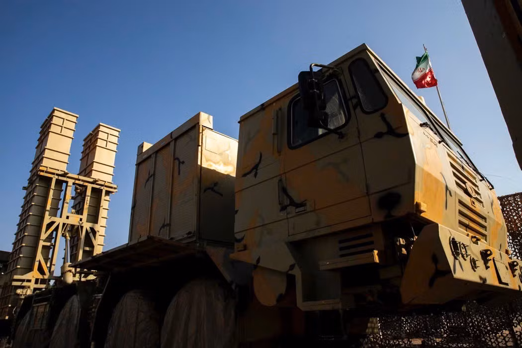 Hệ thống phòng không tầm xa Bavar-373 của Iran trong lễ nâng cấp năng lực tác chiến năm 2022.