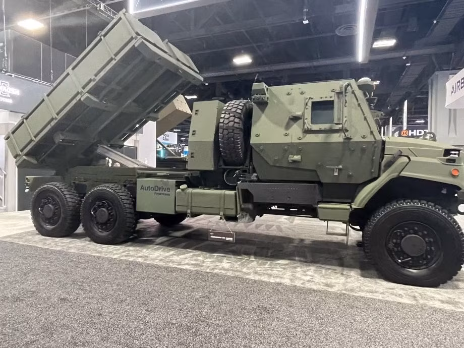 oshkosh-2.jpg