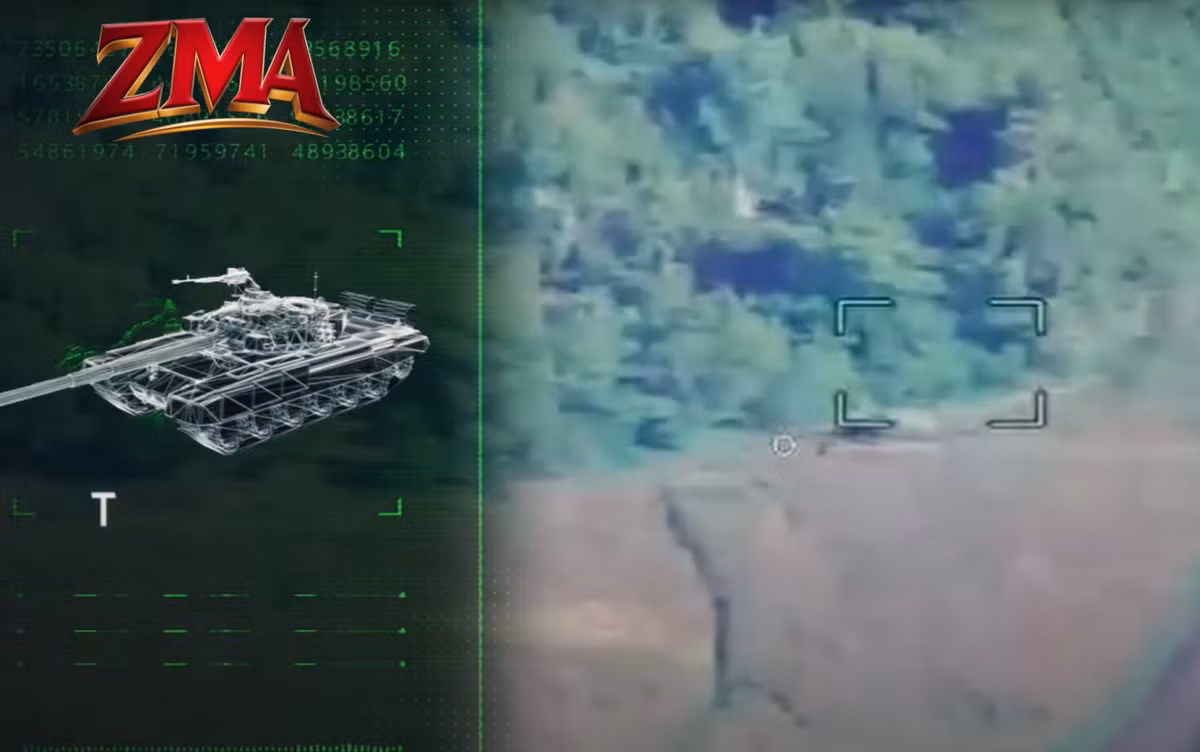 Hai xe tăng T-72 của Nga ước tính có tổng trị giá khoảng 6 triệu USD, giờ đây đã tỏ ra dễ bị tấn công chính xác bởi các phi công điều khiển máy bay không người lái Ukraine. Ảnh: @Trung đoàn Tấn công Độc lập 224.