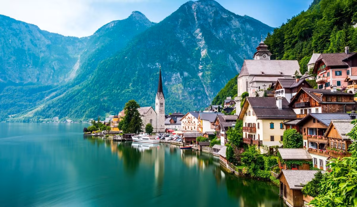 Ở Hallstatt, Áo, các chuyên gia đến từ Bảo tàng Lâu đài Linz tìm thấy một cổ vật kỳ lạ. Ảnh: @Bảo tàng Lâu đài Linz.