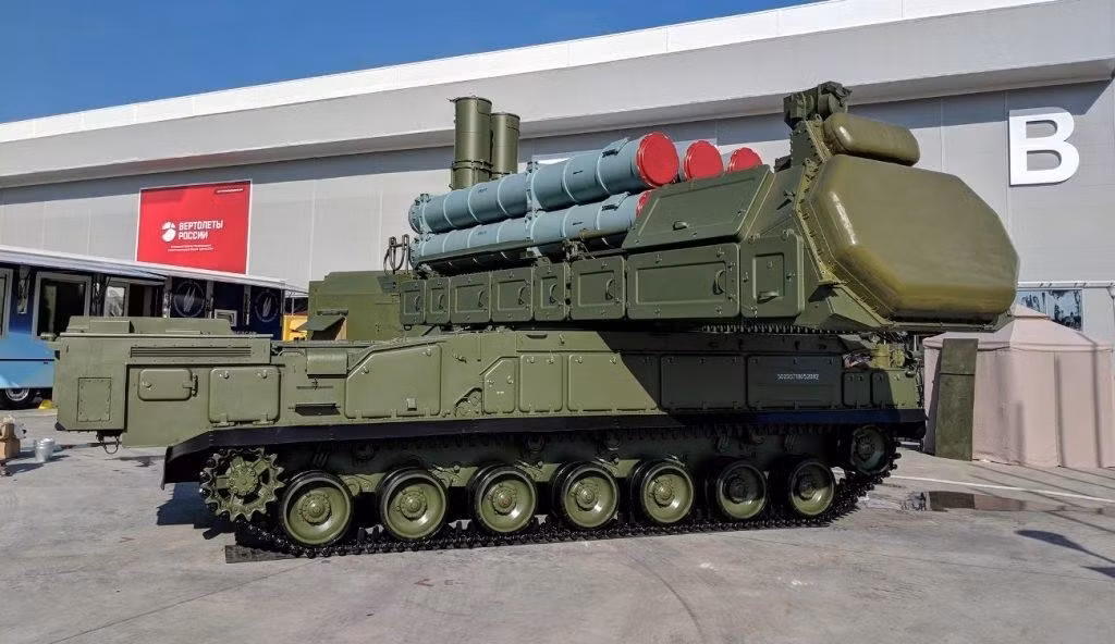 Cả Buk-M3 lẫn Nebo-SVU đều tượng trưng cho niềm kiêu hãnh công nghiệp quốc phòng Nga. Giờ đây, khi những “mắt thần” ấy bị đốt cháy ngay trên đất Crimea, cán cân điện tử trên bầu trời phía Nam đã bắt đầu dịch chuyển.