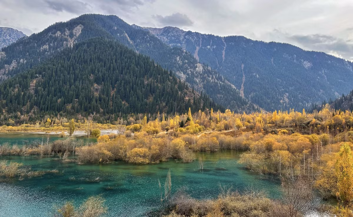 Tại một địa điểm ở vùng Karaganda, Kazakhstan, các chuyên gia đến từ Viện Khảo cổ học Saryarkinsky bất ngờ tìm thấy quần thể chôn cất cổ xưa độc lạ. Ảnh: @Viện Khảo cổ học Saryarkinsky.