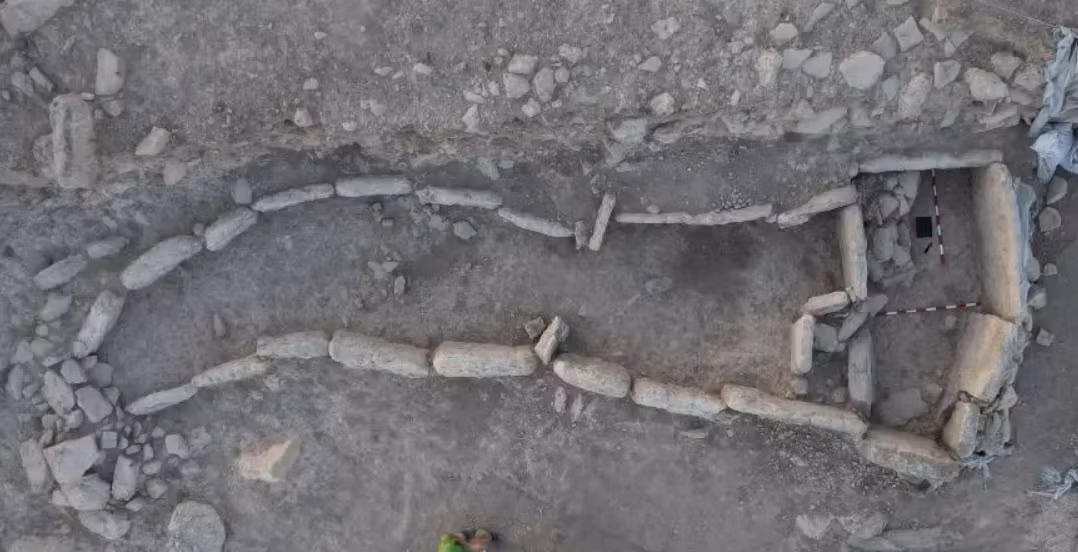 Đó là một công trình mộ đá cự thạch đồ sộ và được bảo tồn tốt nhất từng được ghi nhận ở Andalusia, sau 5.000 năm im lặng. Ảnh: @Đại học Cádiz.
