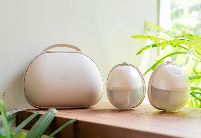 [GALLERY] Bố bỉm bất ngờ vì máy hút sữa AI giúp mẹ nhàn hơn hẳn