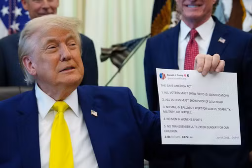 [VIDEO] Ông Trump bị kiện vì bán thông tin nhà nước giá 100.000 USD trên Truth Social