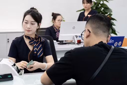 [SPOTLIGHT] Từ 1/11, ngân hàng chia sẻ thông tin tín dụng phải được khách hàng đồng ý