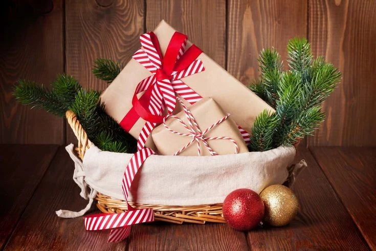 Nguồn gốc bí ẩn của phong tục tặng quà dịp Noel