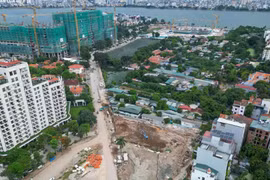Lộ diện hình hài đường 90m giữa lòng Hồ Tây