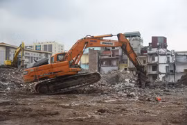 Sống chung với công trường giữa lòng Hà Nội