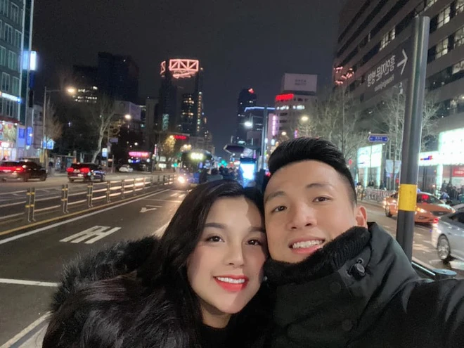 Dàn cầu thủ Việt Nam đón dịp cuối năm ăn chơi, du hí ở đâu?
