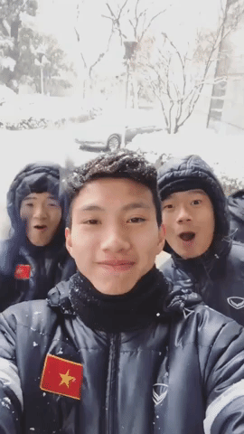 Những trò nhí nhố của Đức Chinh là niềm vui cho toàn đội U23 Việt Nam qua các thời điểm đỉnh cao.